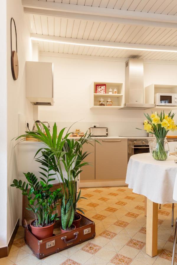Ca' Marchesi Apartments Sernio Exterior photo